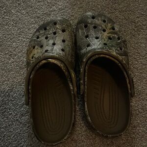 Camo crocs